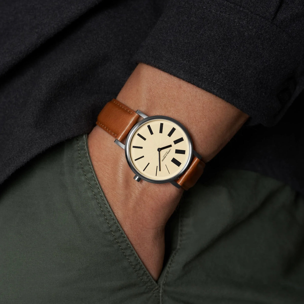 LARSEN & ERIKSEN クォーツ時計 ブラウンレザーバンド Watch: Evolution Silver | Beige – ICA Retail Store
