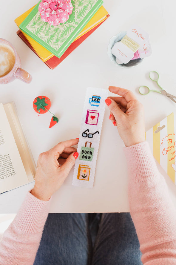 Counted Cross Stitch Bookmark: Bookish