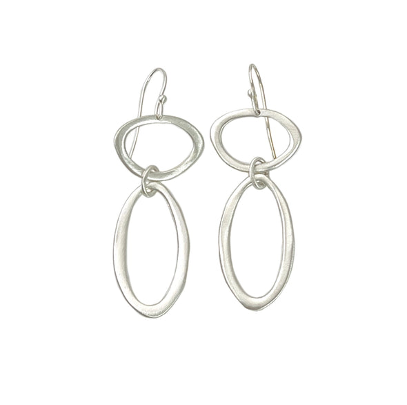 Earrings: Two Stacked Ovals Silver