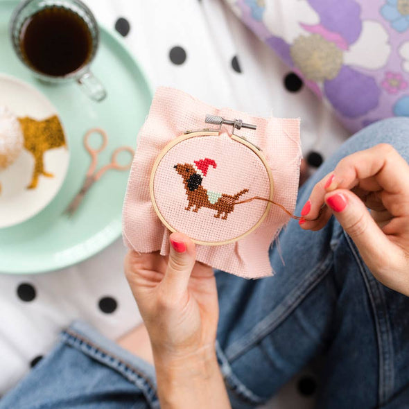 Cross Stitch Kit: Christmas Dachshund