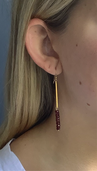 Earrings: Garnet On Gold Bar