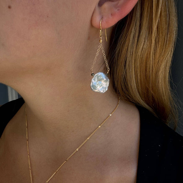 Earrings: Hanging Pearls