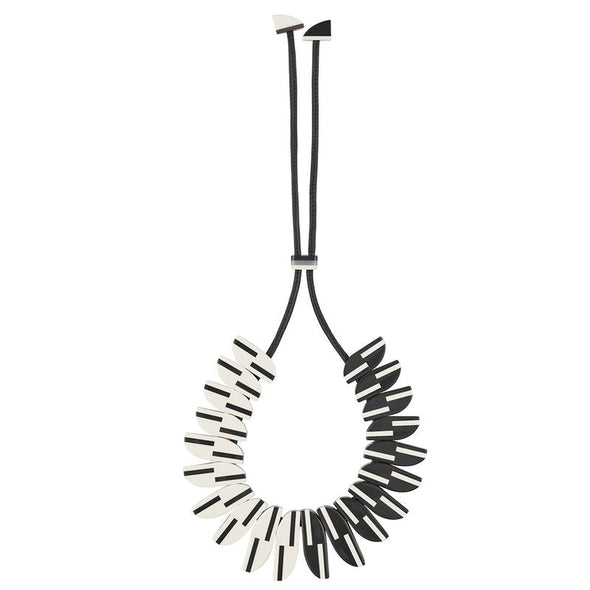 Necklace: Aurora PM Two Lines Large Collar