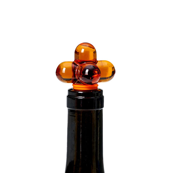 Hobknob Bottle Stopper: Amber