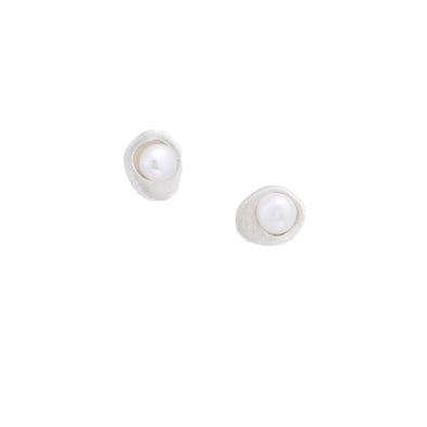 Earrings: Pearl Post