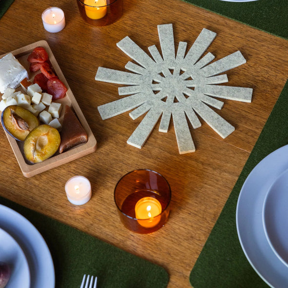 Starburst Trivet: Champagne