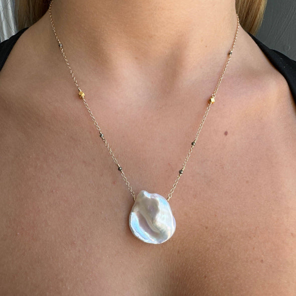 Necklace: Large Pearl with Pyrite