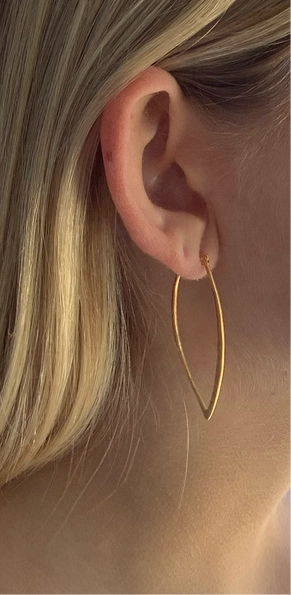 Earrings: Small Leaf Hoops