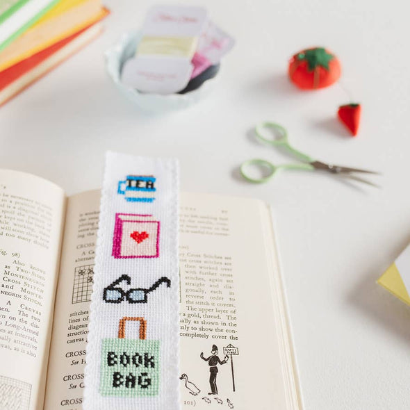 Counted Cross Stitch Bookmark: Bookish