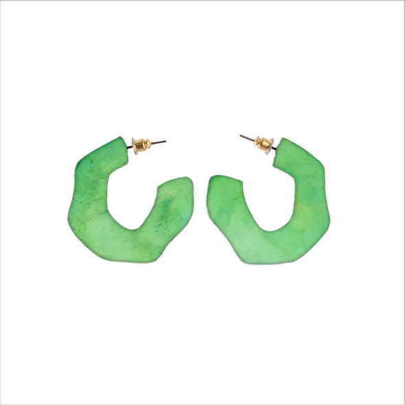 Earrings: Mancha Hoops