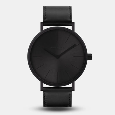 Watch: Essential Black