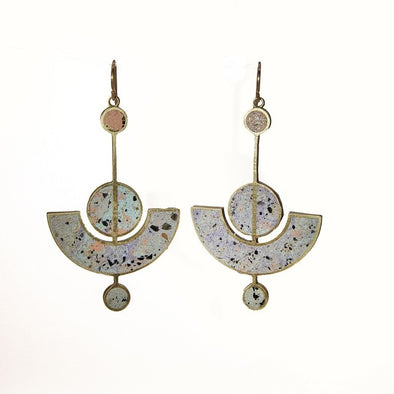 Earrings: Lavalier Cinder