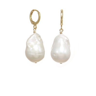 Huggies: Fifth Avenue White Baroque Pearl | Gold