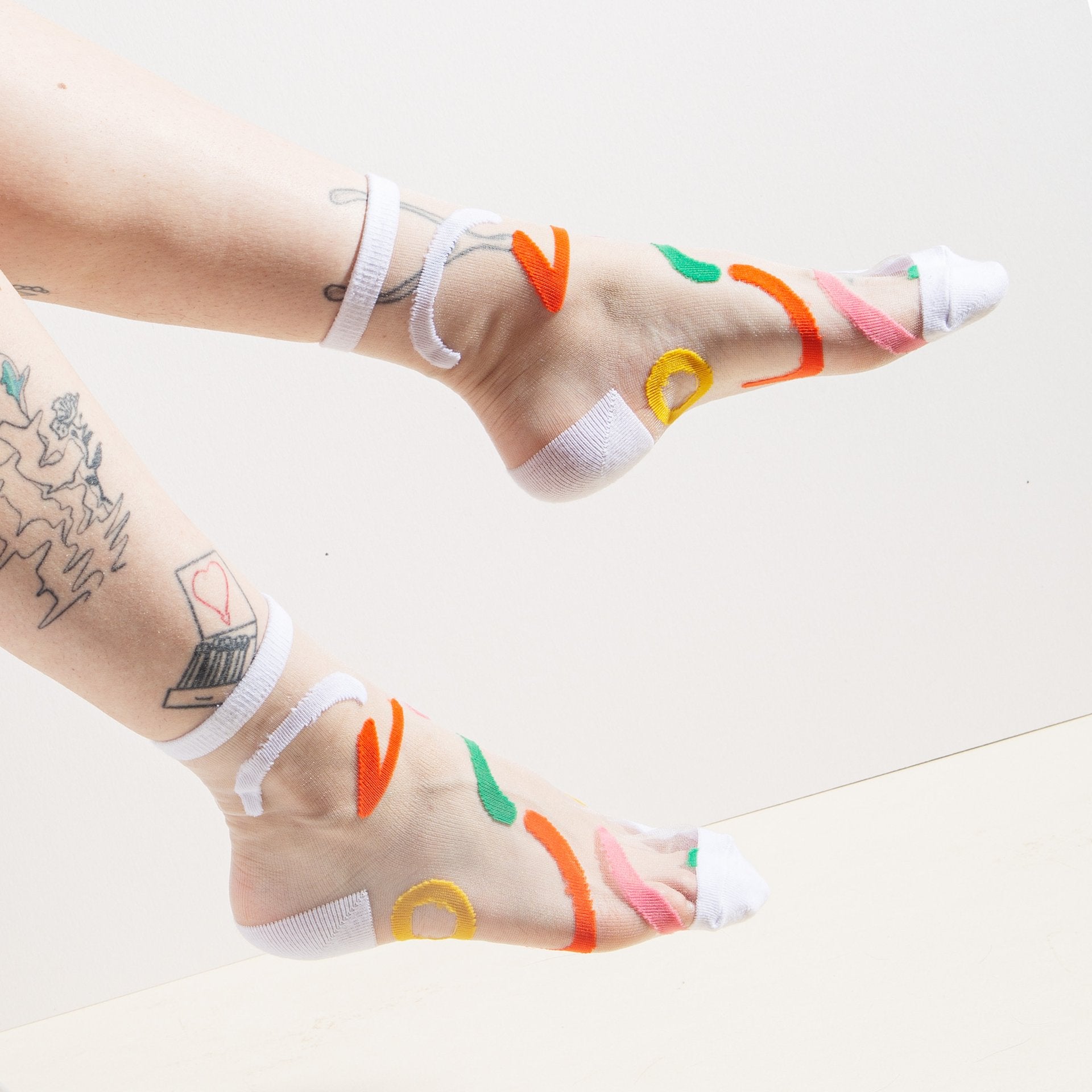 Sheer Socks Outline – ICA Retail Store